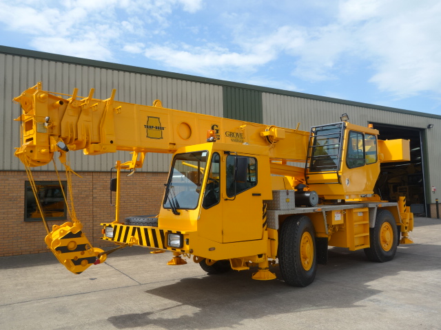 Grove AT635E all terrain crane  - Govsales of mod surplus ex army trucks, ex army land rovers and other military vehicles for sale