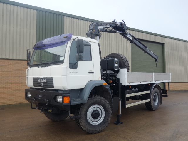 MAN LE18.220 4x4 crane truck  - Govsales of mod surplus ex army trucks, ex army land rovers and other military vehicles for sale