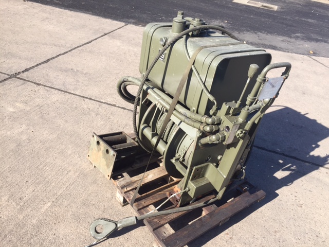 Rotzler 11.5 t hydraulic winch with oil tank - Govsales of mod surplus ex army trucks, ex army land rovers and other military vehicles for sale