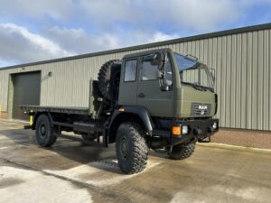 MAN 18.225 4×4 Cargo Truck
