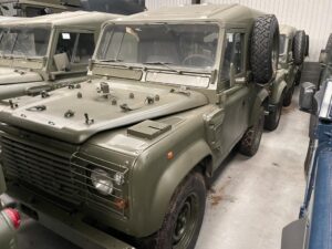Land Rover Defender 90 Wolf LHD Hard Top (Remus) – 15193