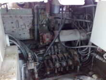 Douglas DC12-44 Heavy Aircraft Tractor