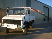 Mercedes Unimog U1300L crane truck