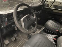 Land Rover Defender 90 Wolf LHD Hard Top (Remus)