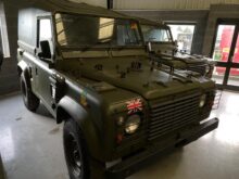 Land Rover Defender 90 Wolf RHD Hard Top (Remus)