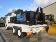 Bedford TM 6x6 service truck with de mountable body