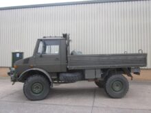Mercedes unimog U1300L winch truck