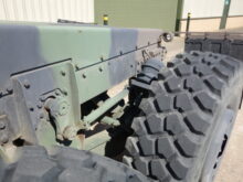 Oshkosh M1070 Tractor Units