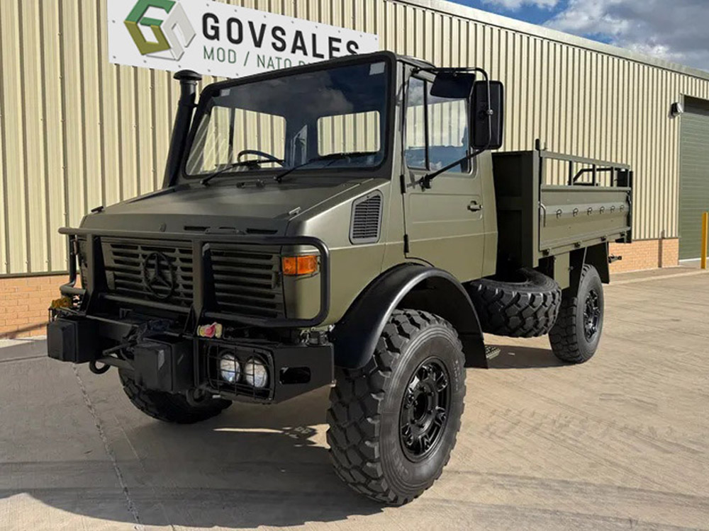 Mercedes Unimog U1300L Turbo RHD with winch