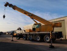 Liebherr LTM1120 crane