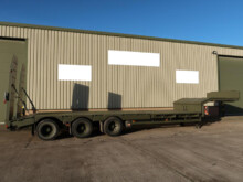 Broshuis E2130 Tri Axle Step Frame Low Loader Trailer