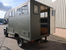 Land Rover Defender 130 Wolf Gun Bus (shoot vehicle)
