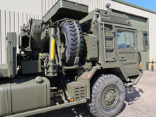 MAN HX60 18.330 4x4 Crane Truck