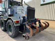 Champion 726A VHP 6x6 Grader