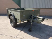 Land Rover Defender 90 Wolf (Remus) with Penman Trailer