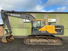 Volvo EC220 EL excavator