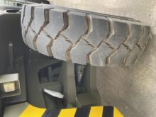 Hyster H32.00-16 ex military container handler