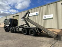 Iveco Eurotrakker 410E44 8x4 Hook Loaders