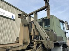 Iveco Eurotrakker 260E44 6x6 Hook Loaders