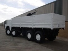 MAN 464 8x8 KAT A1 Cargo Truck With Crane