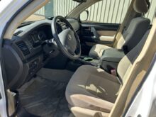 Armoured Toyota Land Cruiser – LHD Unregistered