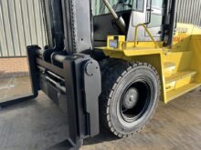 Hyster H16.00 XM -12 16 Ton Forklift