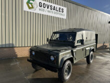 Land Rover Defender 110 Wolf REMUS RHD Hard Top