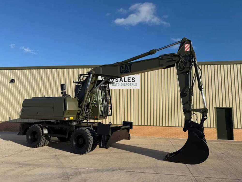 Caterpillar Wheeled Excavator 318M