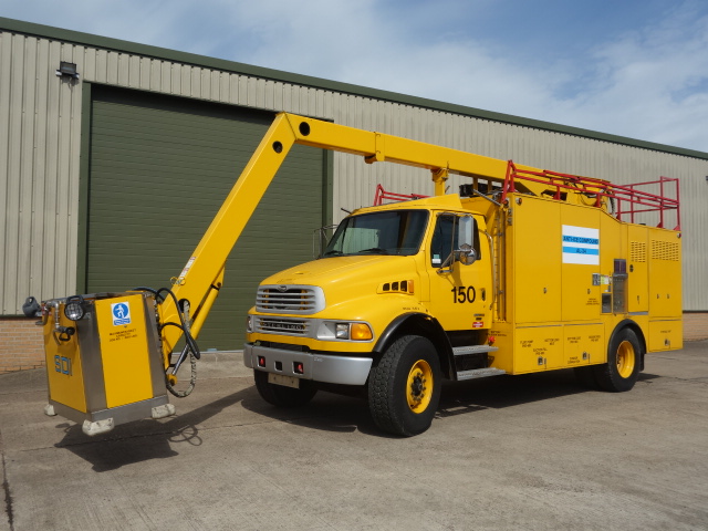 SDI Aviation Aircraft De-Icing Truck – 40160
