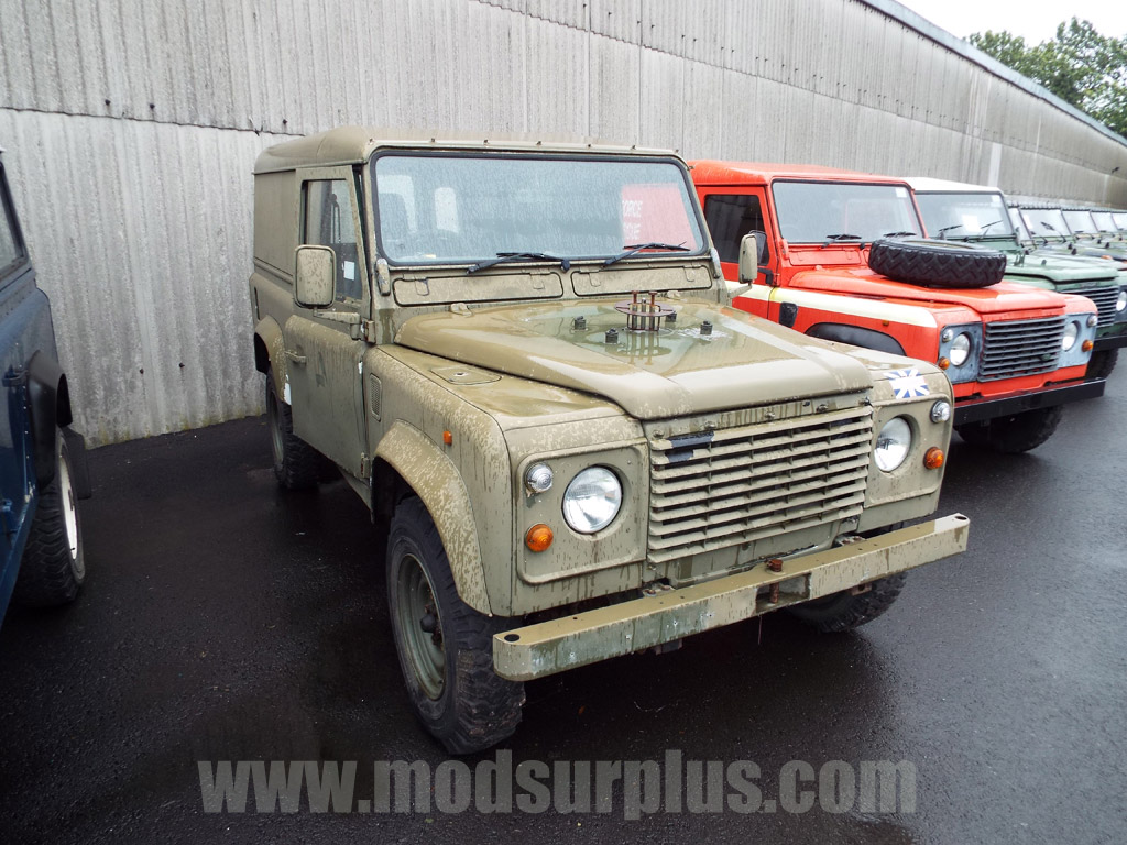Land Rover Defender 110 2.5L NA Diesel (Hard Top) – 14403