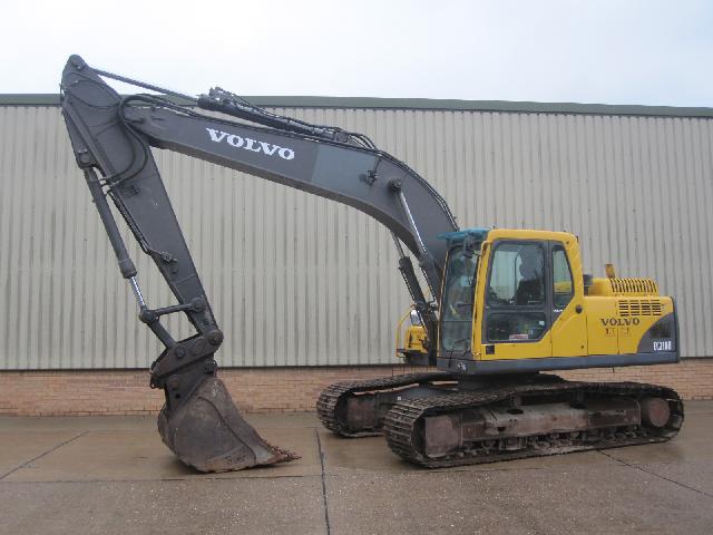 Volvo EC210 excavator – 32915