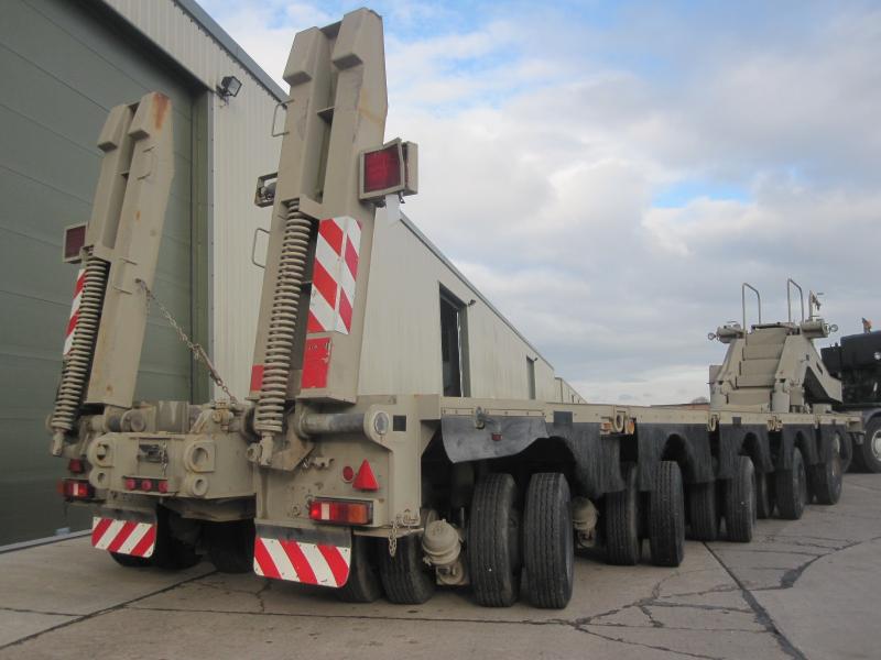 M1000 Semi-trailer, 80-ton 40-wheel, heavy equipment transporter – 32812
