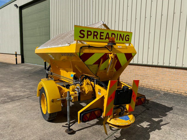 Econ towed gritter trailer – 50384