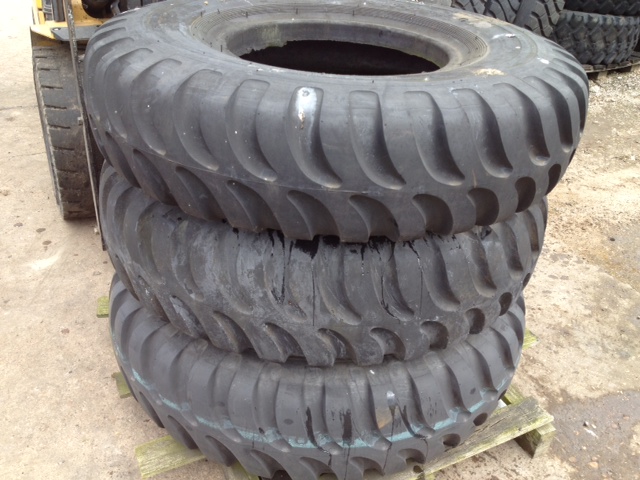 Dunlop Track 12.00×20 – 40120