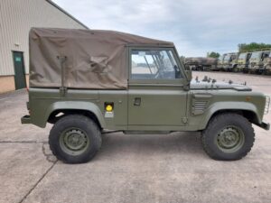 Land Rover Defender 90 Wolf RHD Air Portable Soft Top (Remus)